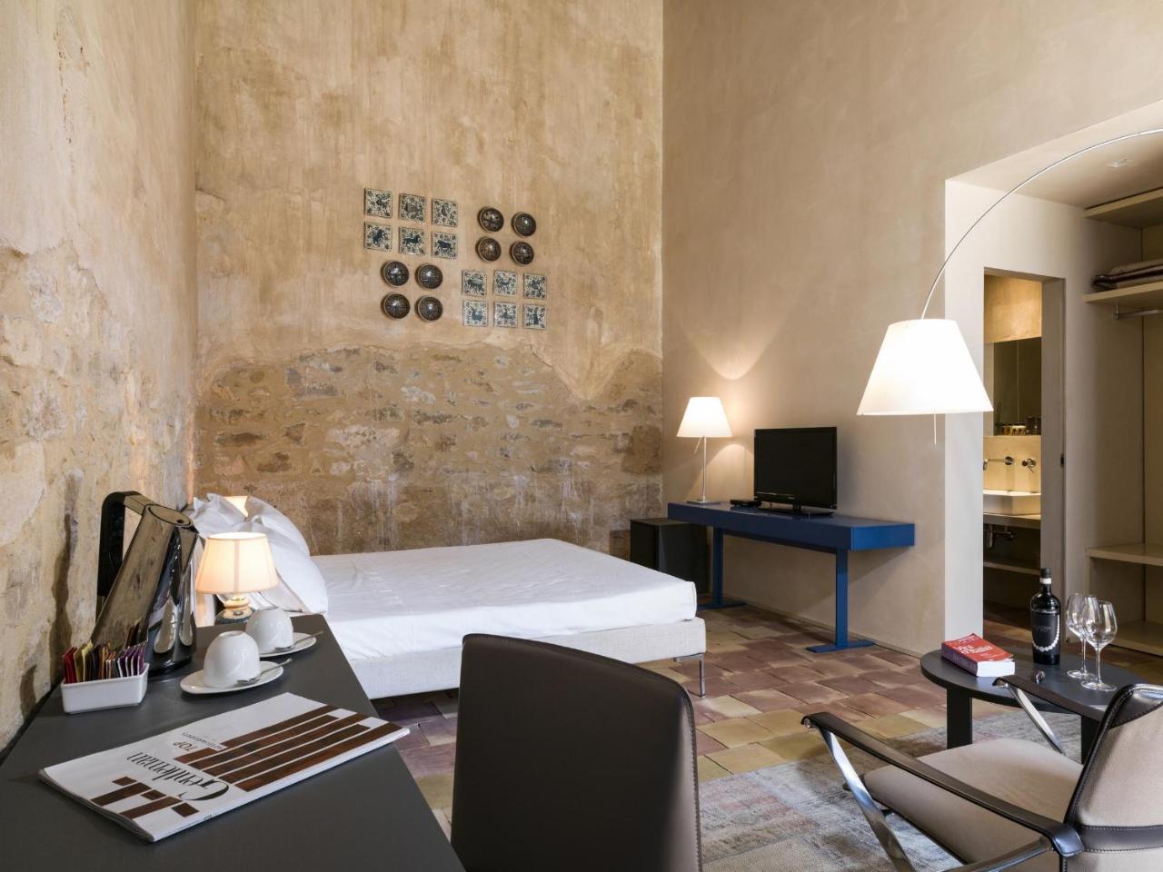 Wine Relais Feudi Del Pisciotto Villa Niscemi ภายนอก รูปภาพ